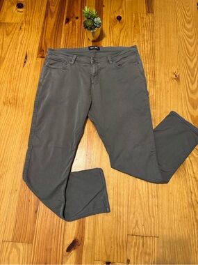 DU/ER Duer N2X No Sweat Relaxed Taper Pants - Men's Size 40x32 - Khaki Green